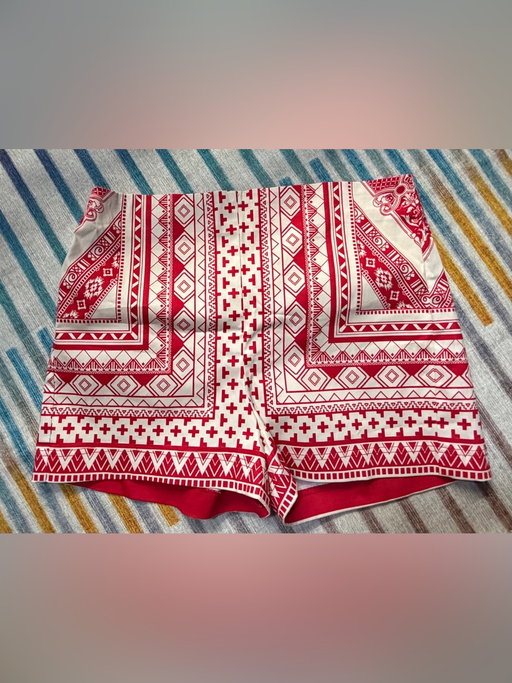 Flying tomato shorts L nwot
